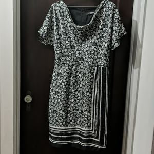 Ellen Tracy black and white dress geometric patter